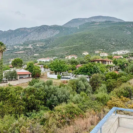 Villa Dolphin